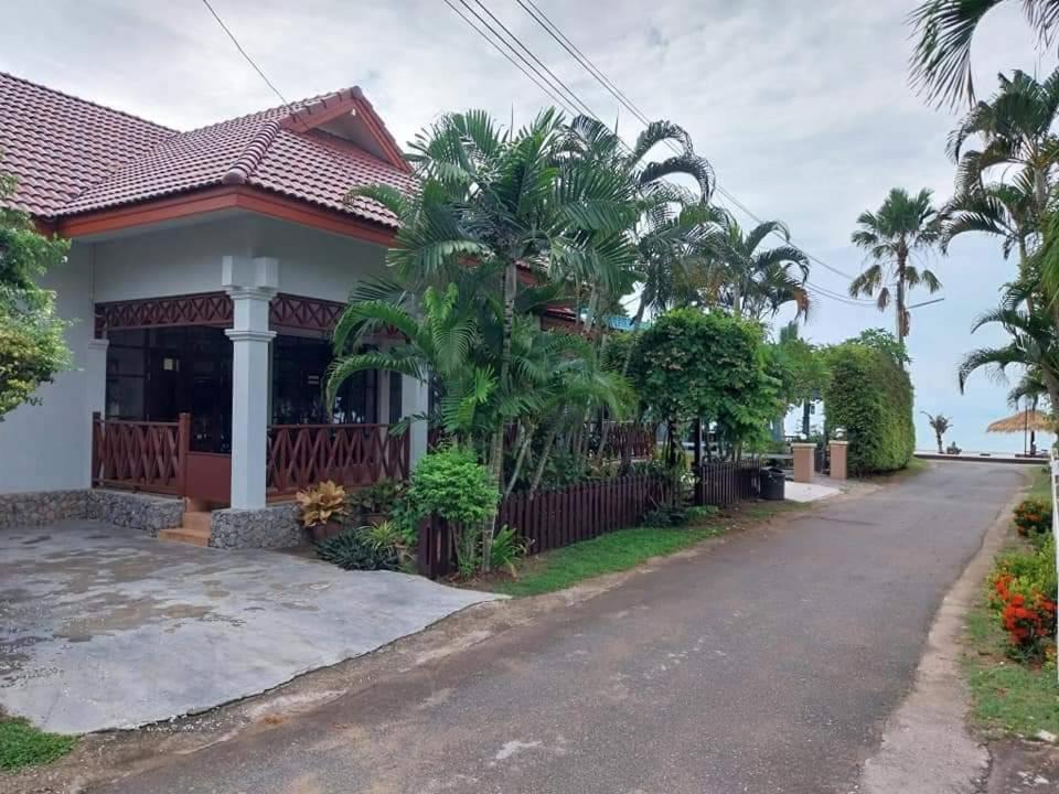 Photo of Others in Chakphong