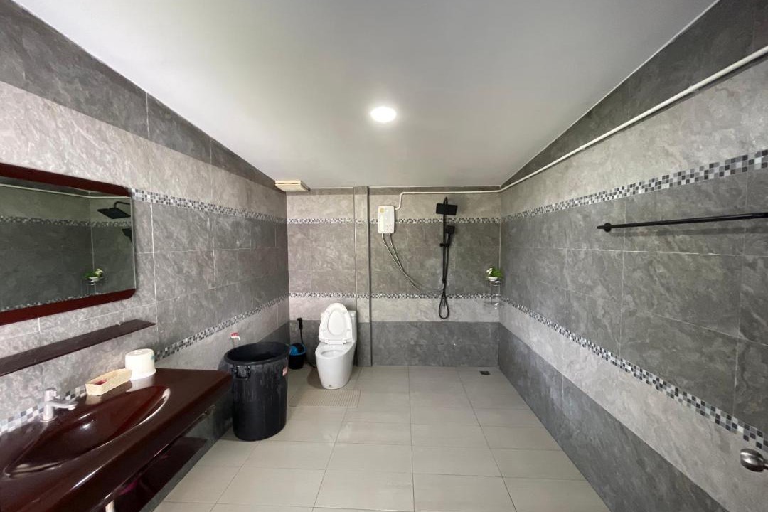 Photo of Bathroom in Pak Nam