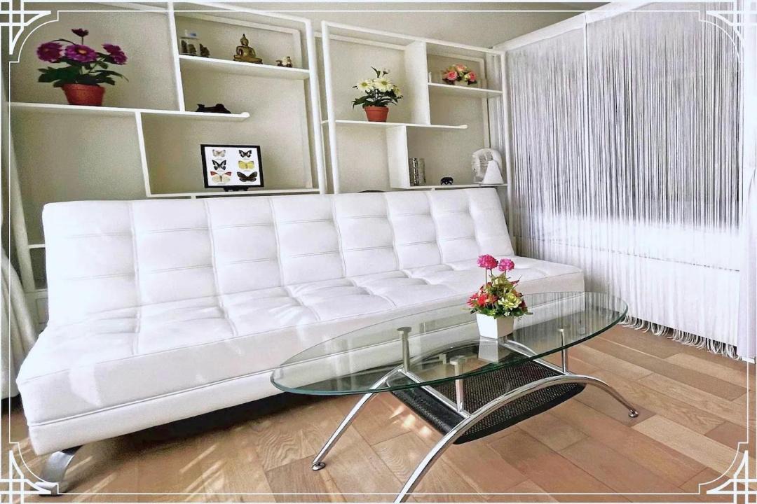 Photo of Livingroom in Khlong Toei Nuea