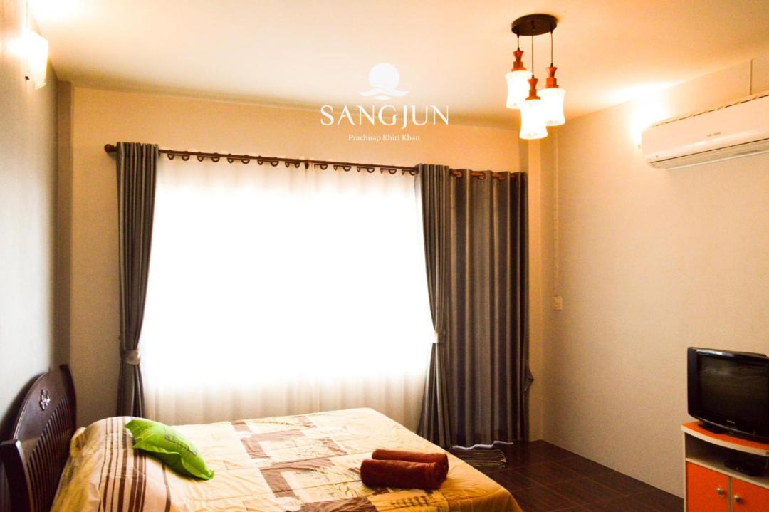 Photo of Bedroom in Phongprasan