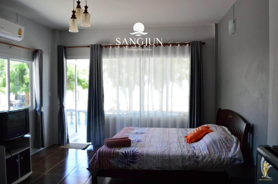 Photo of Bedroom in Phongprasan