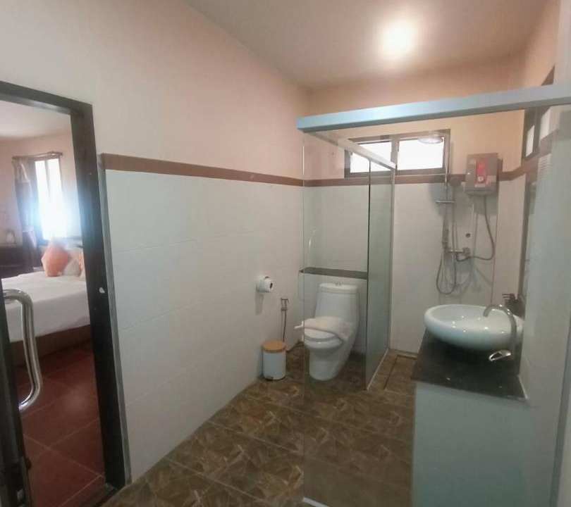 Photo of Bathroom in Khanom