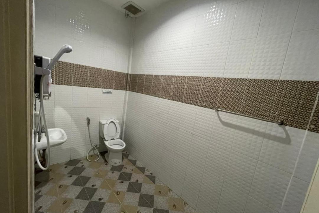 Photo of Bathroom in Tha Bo