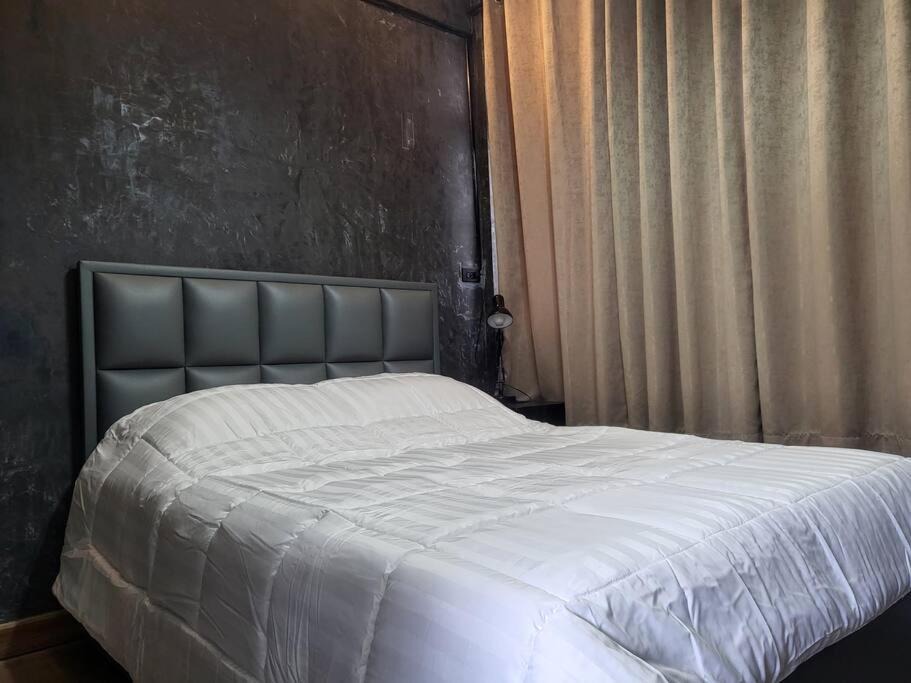 Photo of Bedroom in Samran Rat