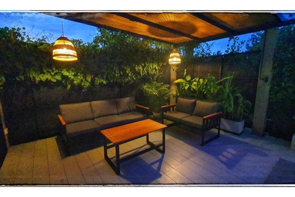 Photo of Patio Balcony in Wok Tum