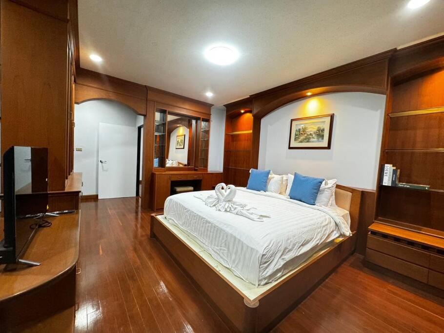 Photo of Bedroom in Tha Thaewawong