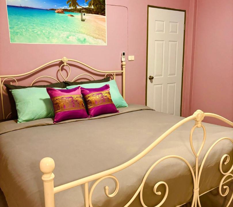 Photo of Bedroom in San Phak Wan