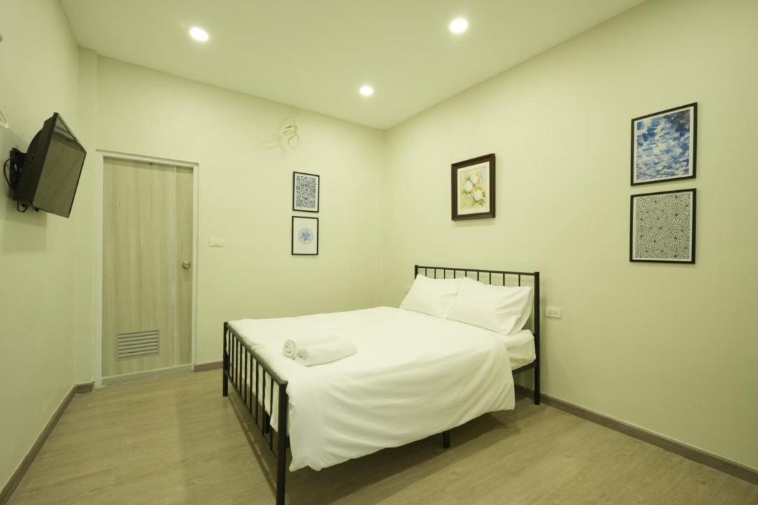 Photo of Bedroom in China Town