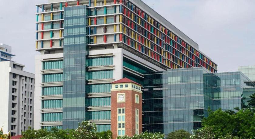 Photo of Buildings in Bang Phlat
