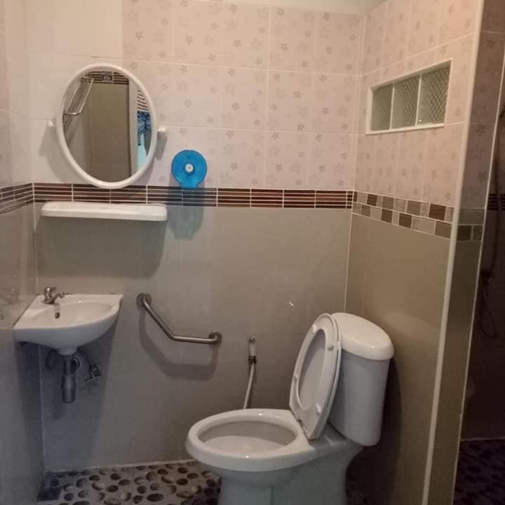Photo of Bathroom in Yang Talat