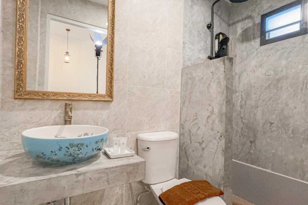 Photo of Bathroom in Sanam Pao