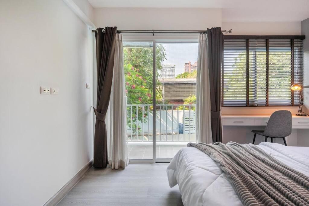 Photo of Bedroom in Mueang Samut Prakan District