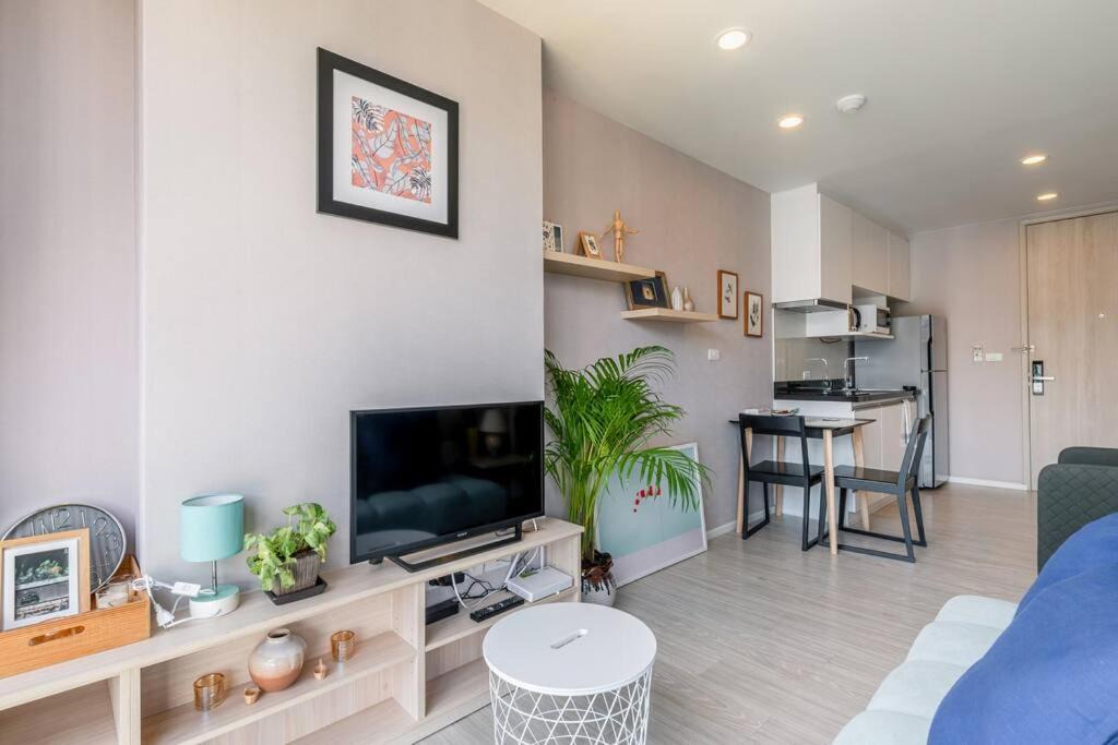 Photo of Livingroom in Huay Kaew