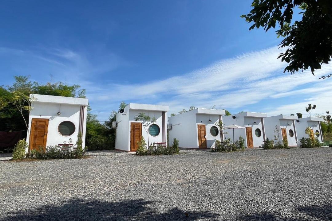 Photo of Buildings in Non Sang