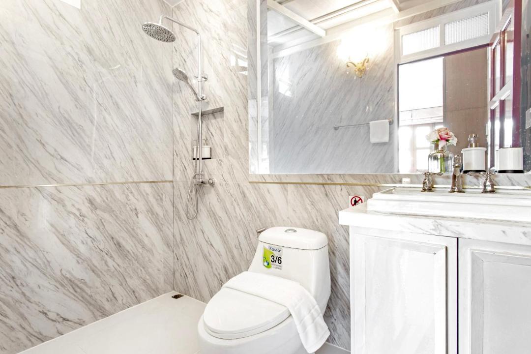 Photo of Bathroom in Thung Maha Mek