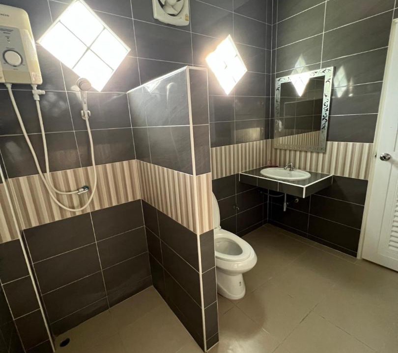 Photo of Bathroom in Khok Samrong