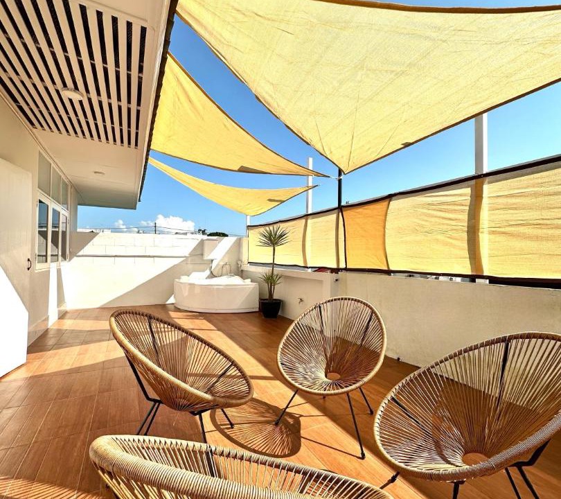 Photo of Patio Balcony in Old City
