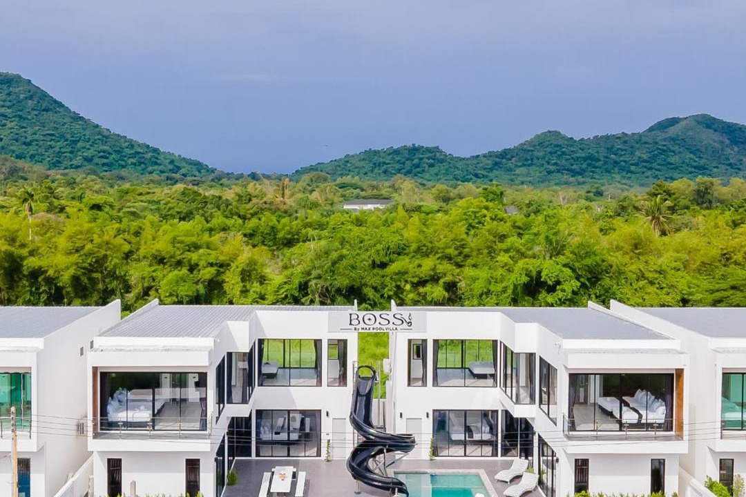 Photo of Buildings in Bang Sare