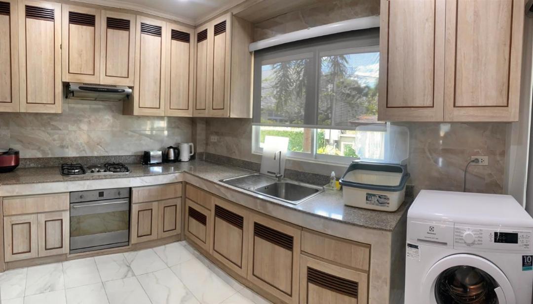 Photo of Kitchen in Takhian Tia