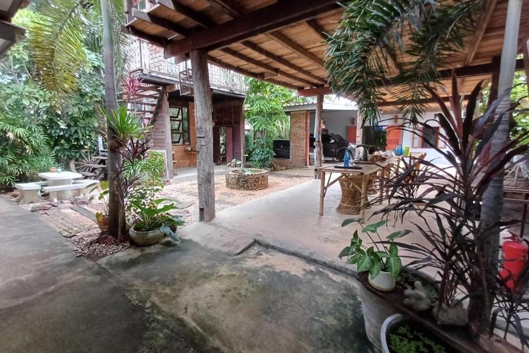 Photo of Patio Balcony in Ko Kha