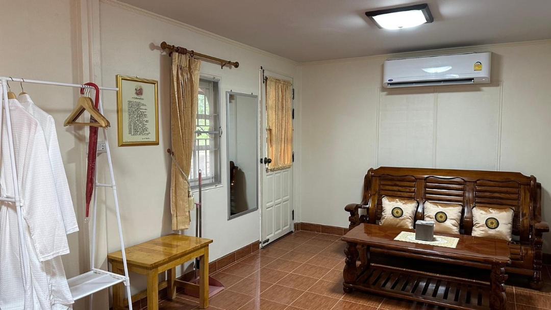 Photo of Livingroom in Thap Than
