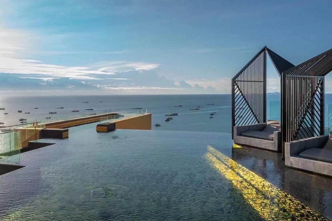 Photo of Others in Pattaya Bay