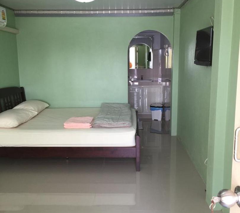 Photo of Bedroom in Amphawa
