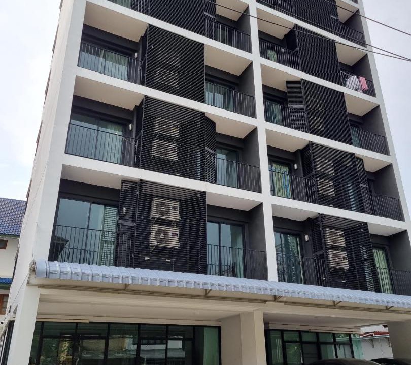 Photo of Buildings in Chom Phon