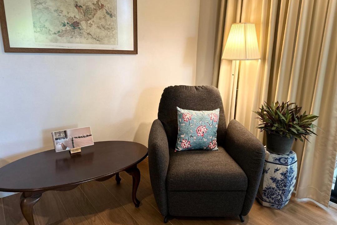 Photo of Livingroom in Dusit
