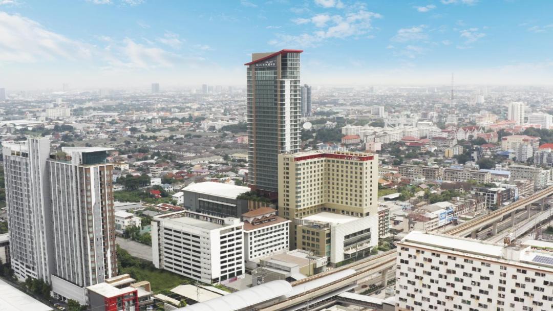 Photo of Buildings in Bang Kra So