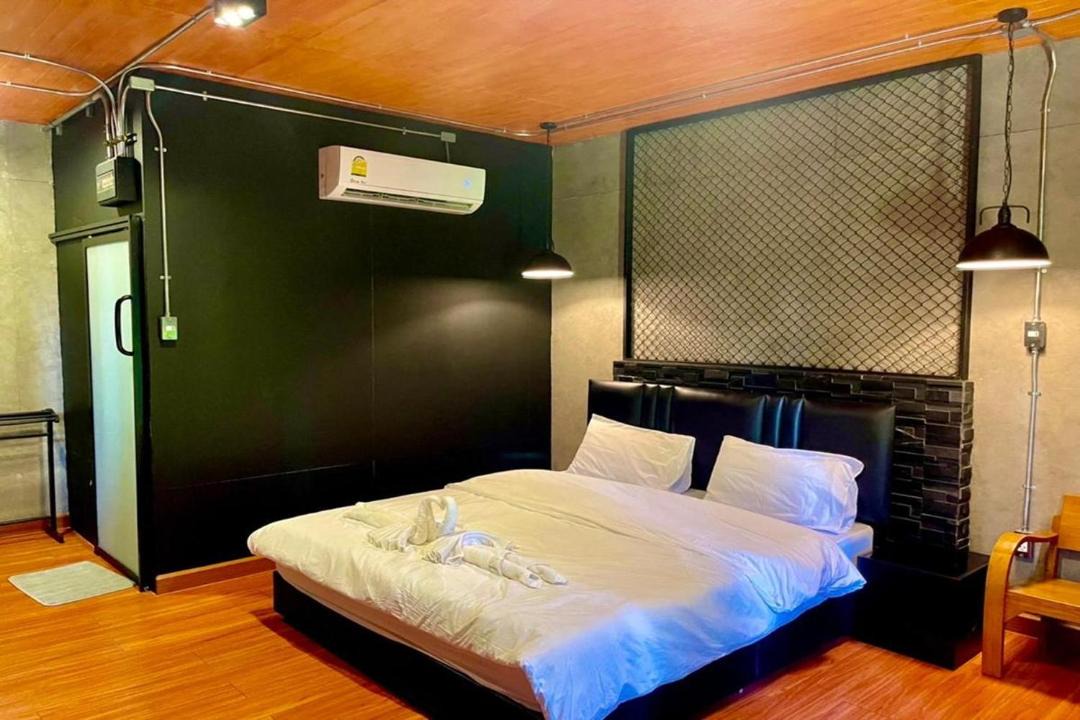 Photo of Bedroom in Sanamchai