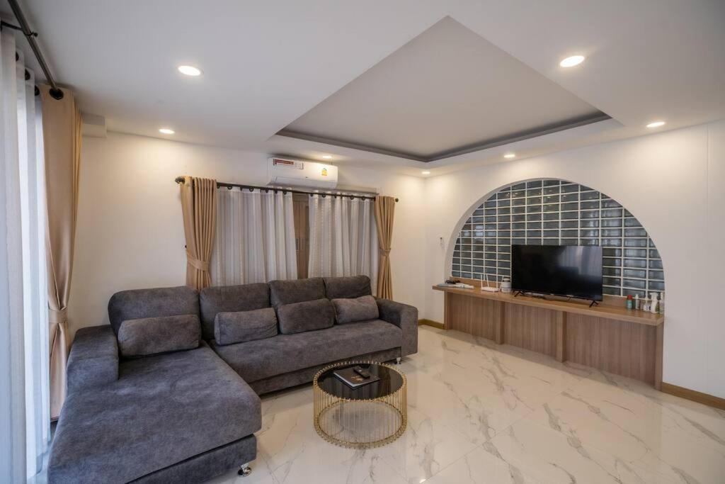Photo of Livingroom in Old City