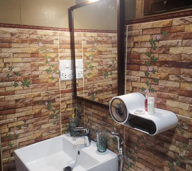Photo of Bathroom in Mae Rim
