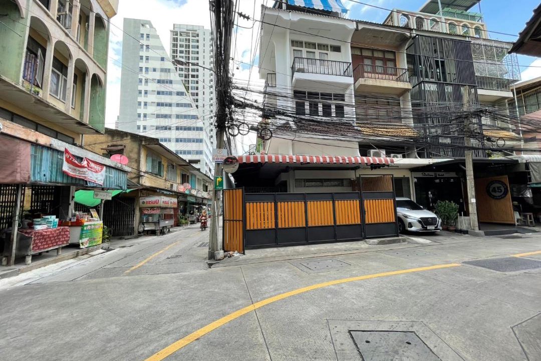 Photo of Others in Khlong San