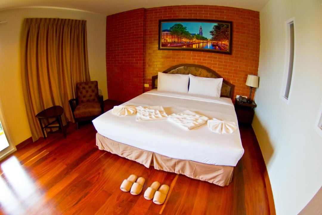 Photo of Bedroom in Ban Bang Saen