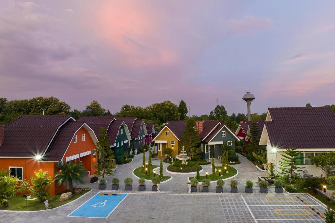 Photo of Others in Watthana Nakhon