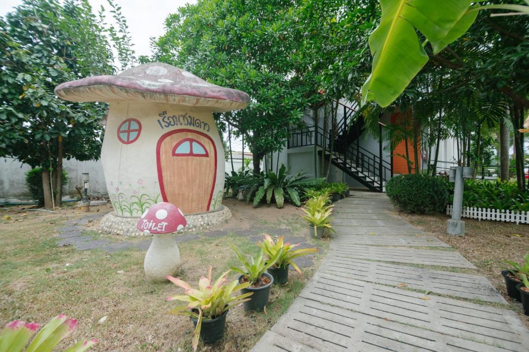 Photo of Others in Chom Bueng