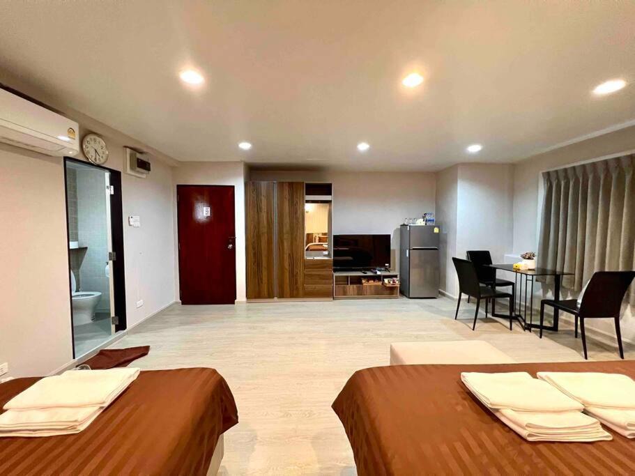 Photo of Livingroom in Bangkok Old Town