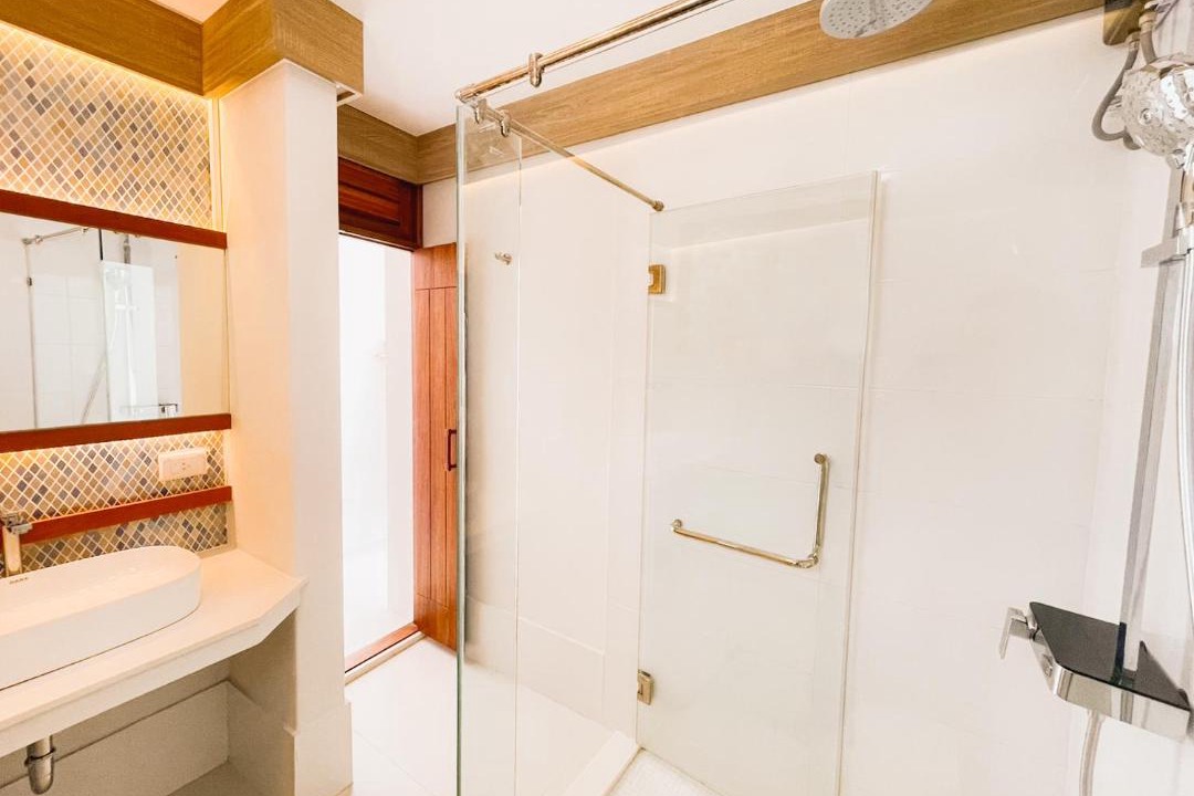 Photo of Bathroom in Sichon