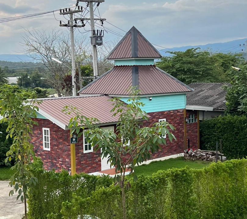 Photo of Buildings in Mae Taeng