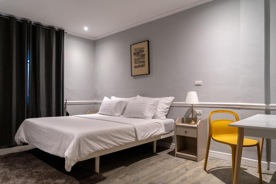 Photo of Bedroom in Bang Rak