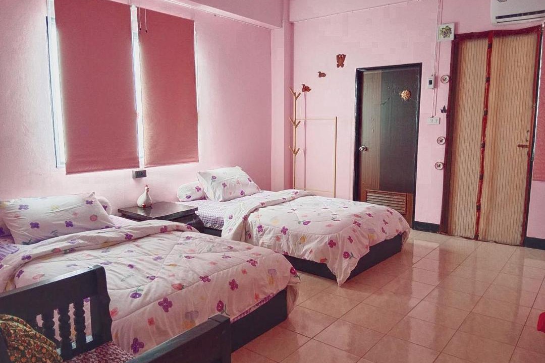 Photo of Bedroom in Khlong Tan Nuea