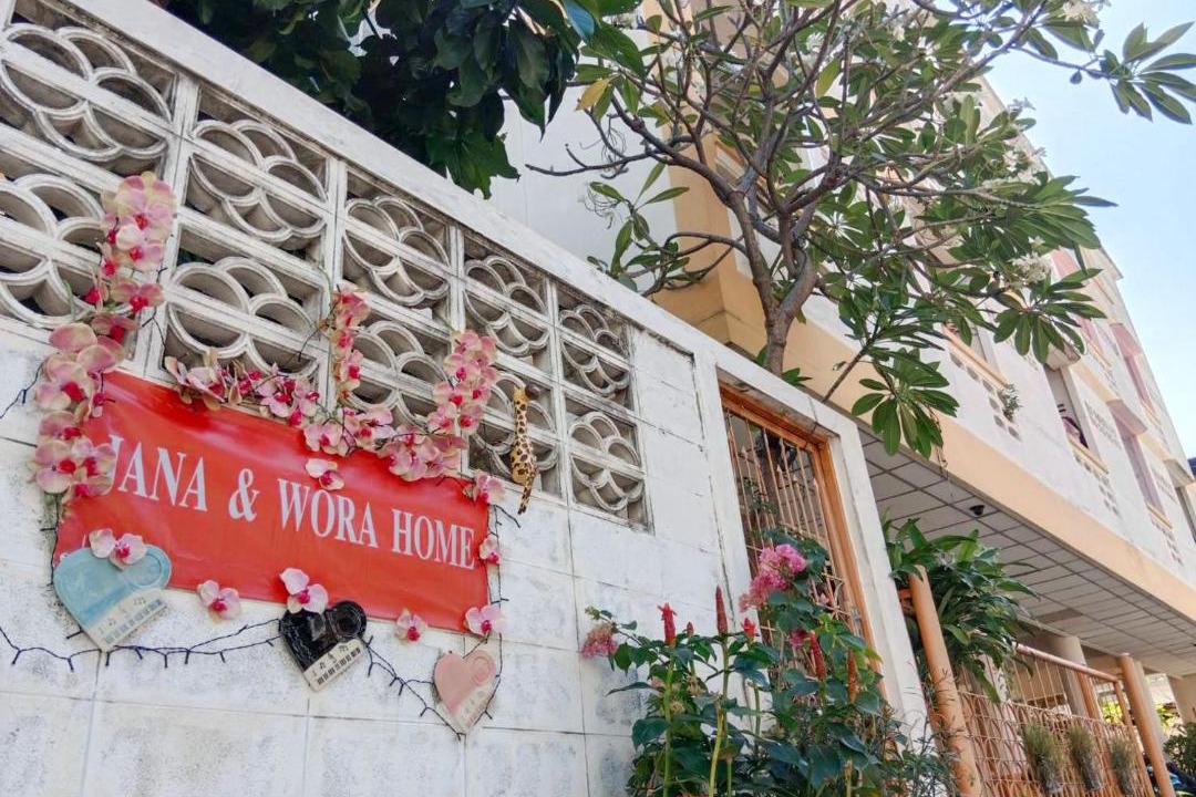 Photo of Buildings in Khlong Tan Nuea