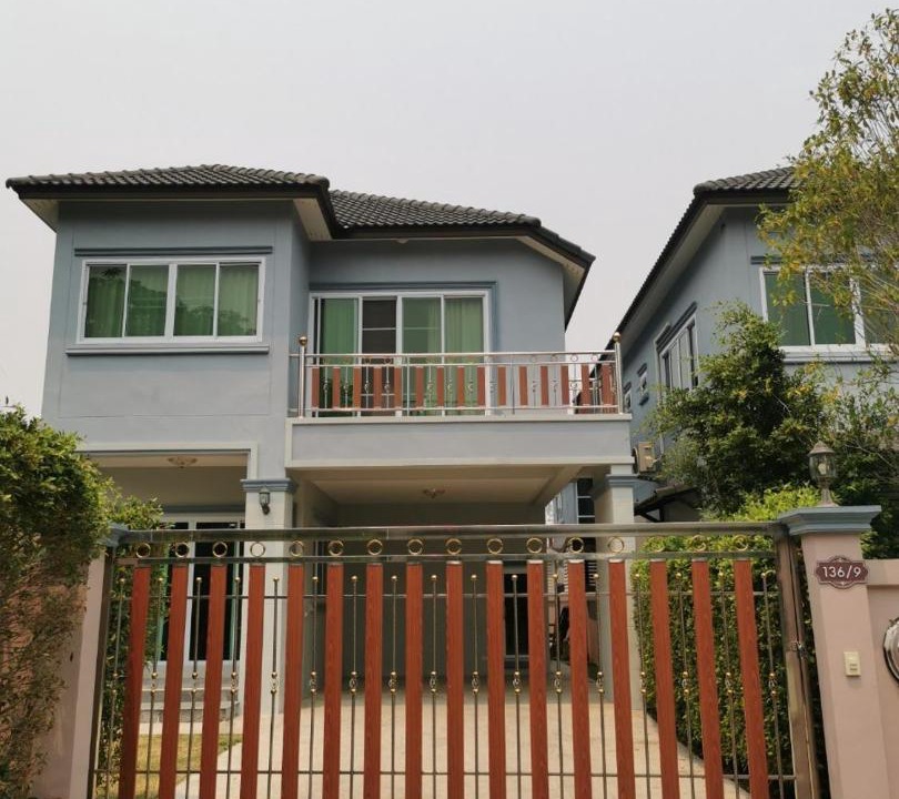 Photo of Buildings in Nong Phueng