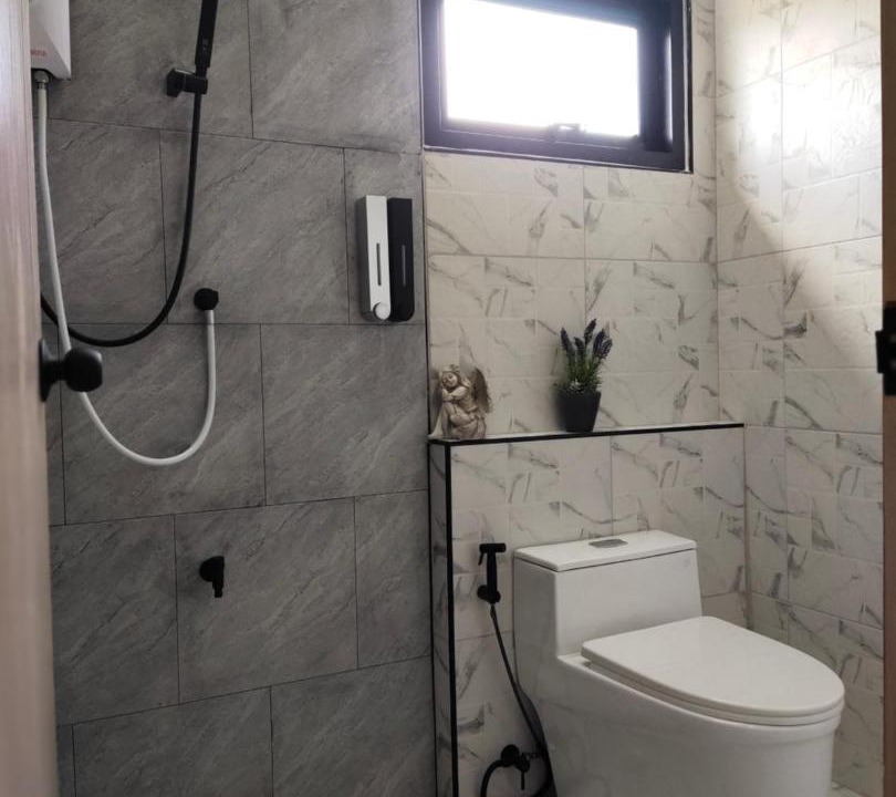 Photo of Bathroom in Hang Chat