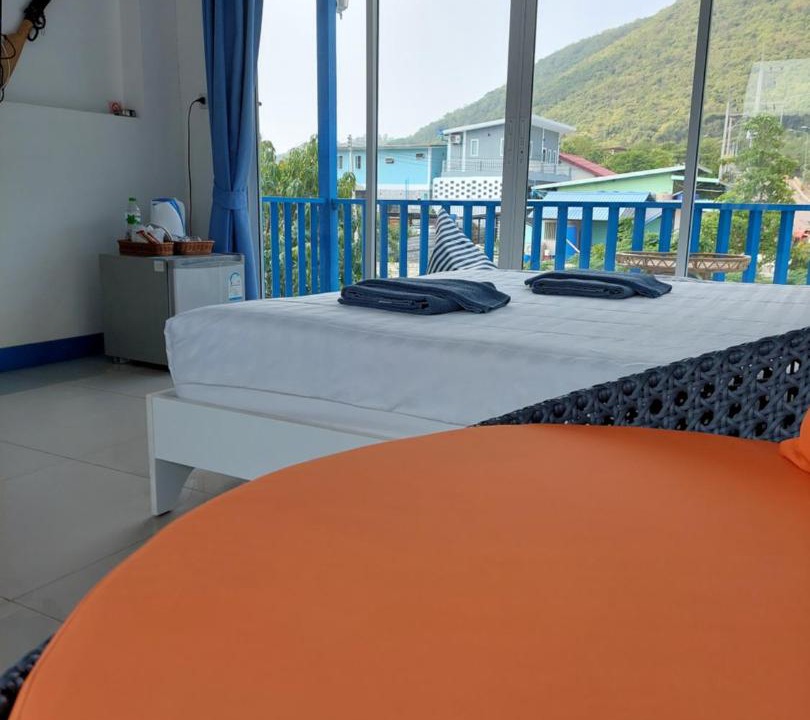 Photo of Others in Koh Lan