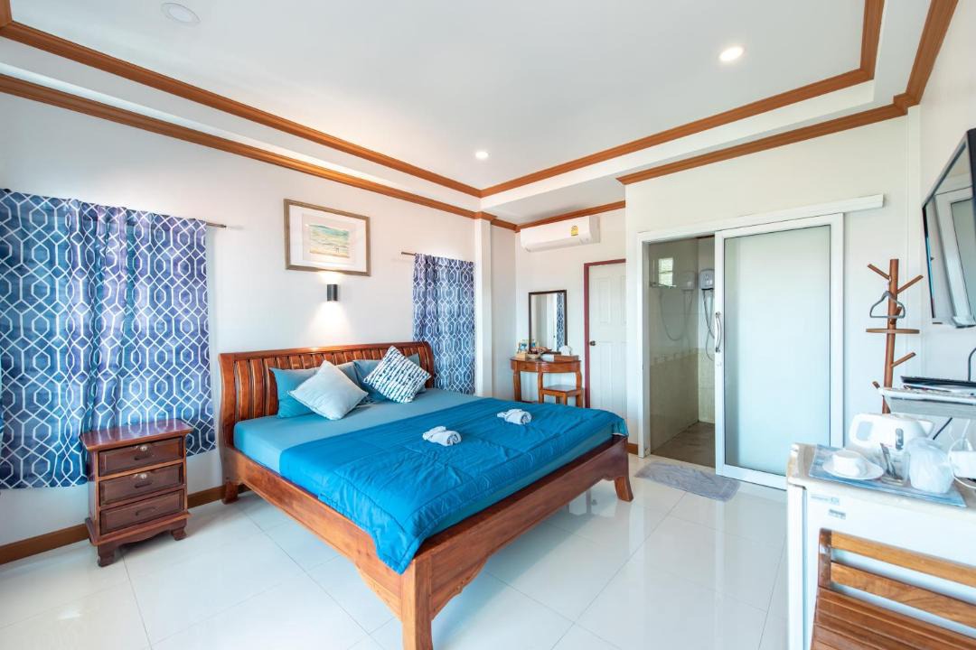 Photo of Others in Koh Lan