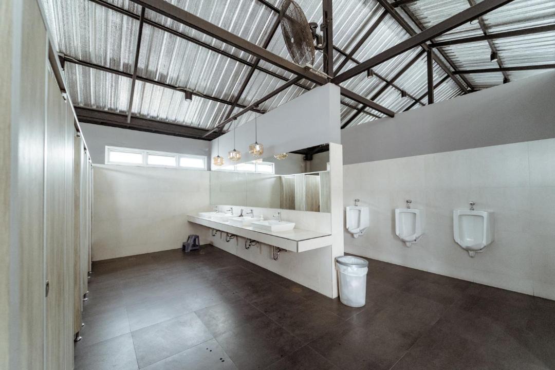 Photo of Bathroom in Lak Song