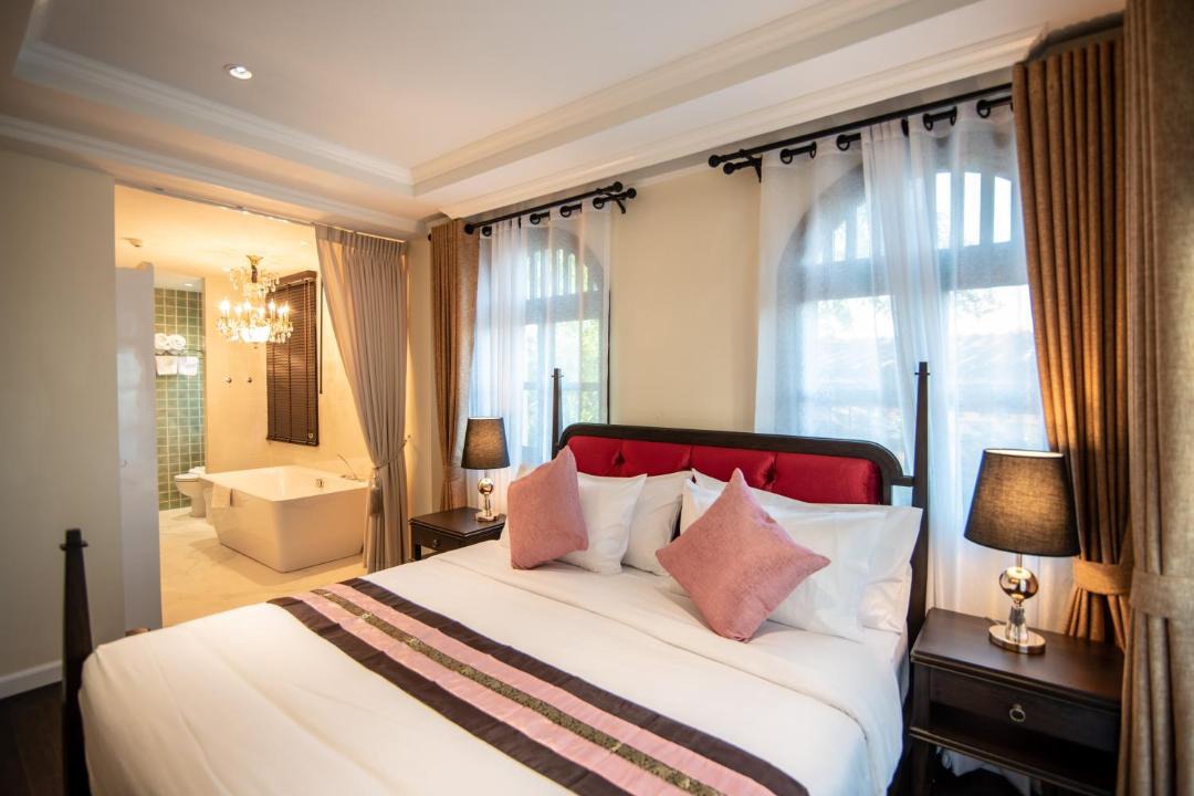 Photo of Bedroom in Wua Lai