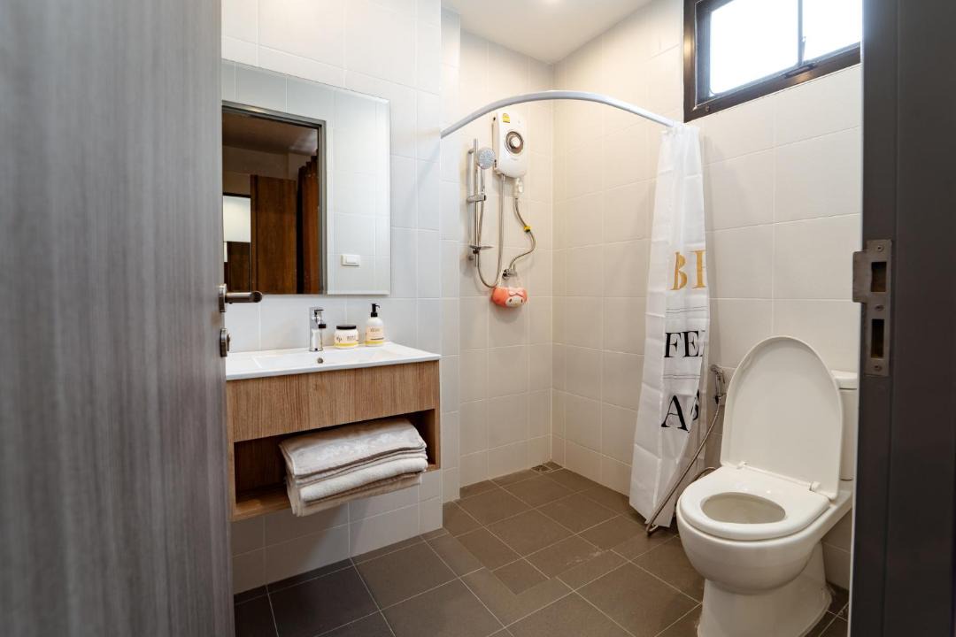 Photo of Bathroom in Lak Song